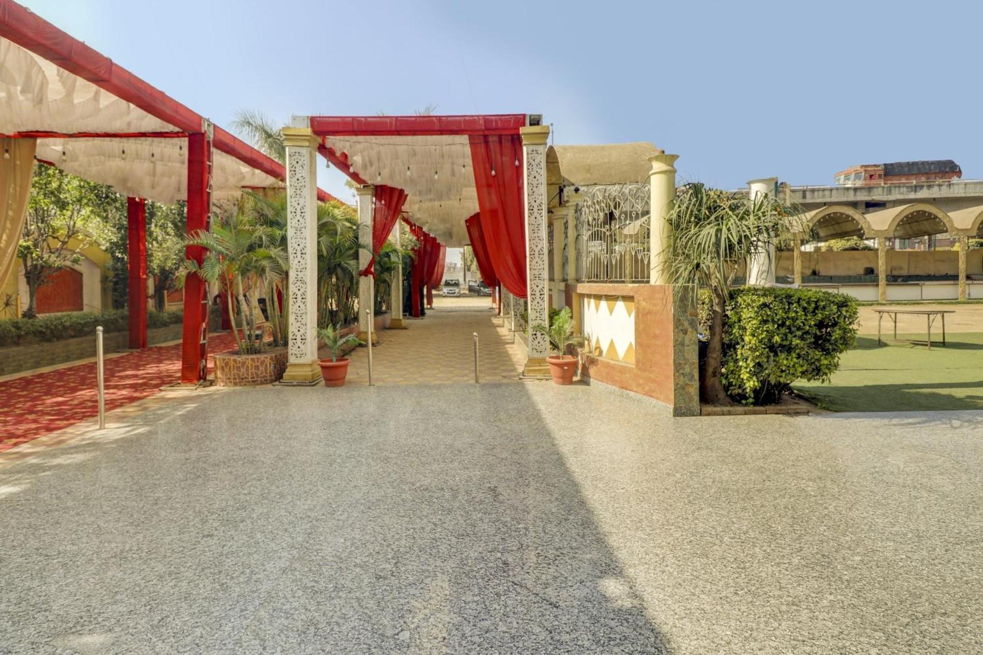 Hotel O Mukut Mahal Meerut Εξωτερικό φωτογραφία